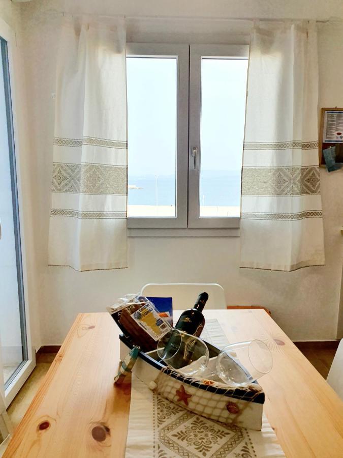 Sky And Sea Apartment Calasetta Zewnętrze zdjęcie