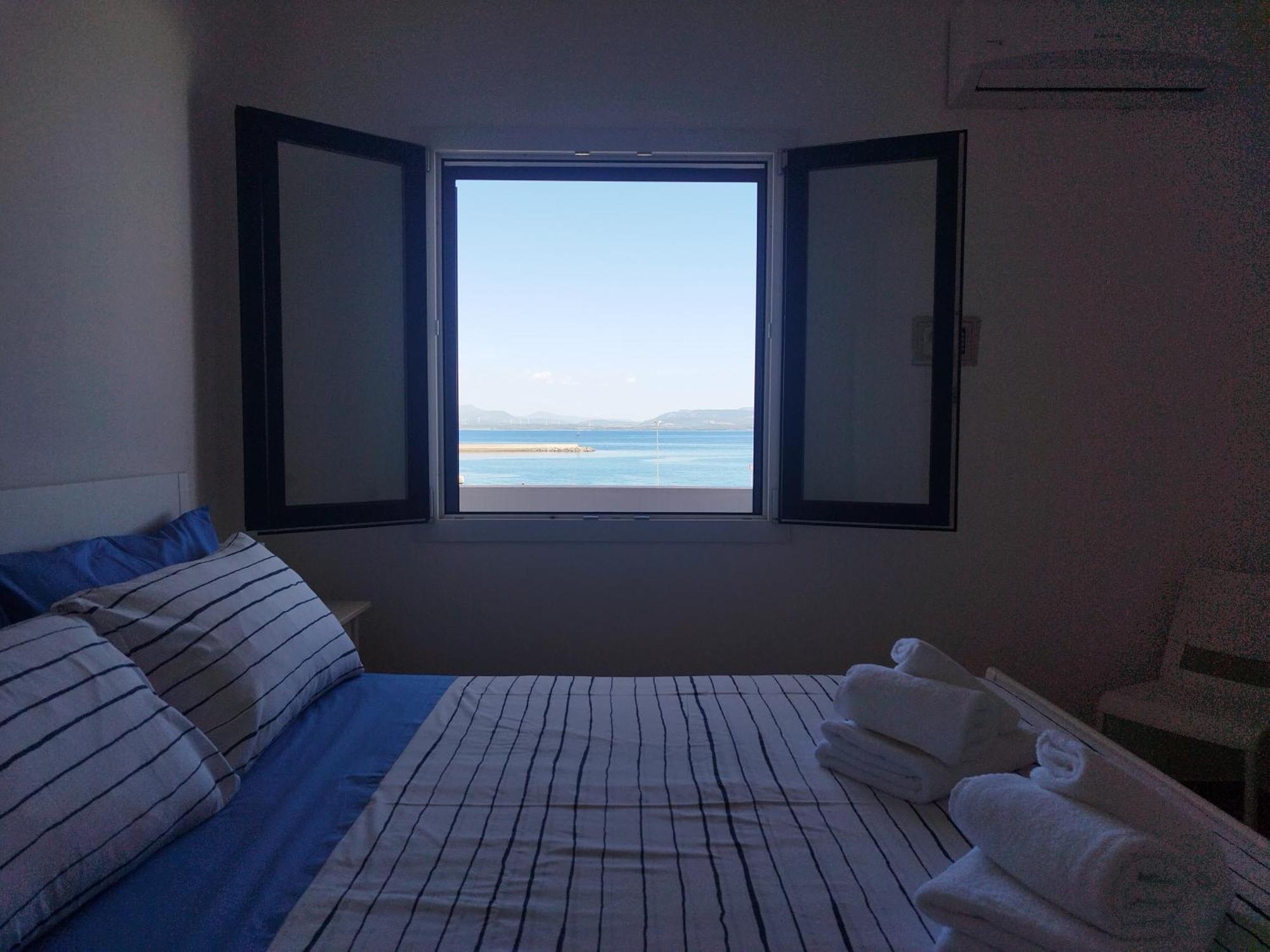 Sky And Sea Apartment Calasetta Zewnętrze zdjęcie